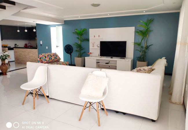 Casa em Porto Seguro - NOVO: Casa com ótima localização em Porto Seguro  Casa em Porto Seguro - NOVO: Casa com ótima localização em Porto Seguro