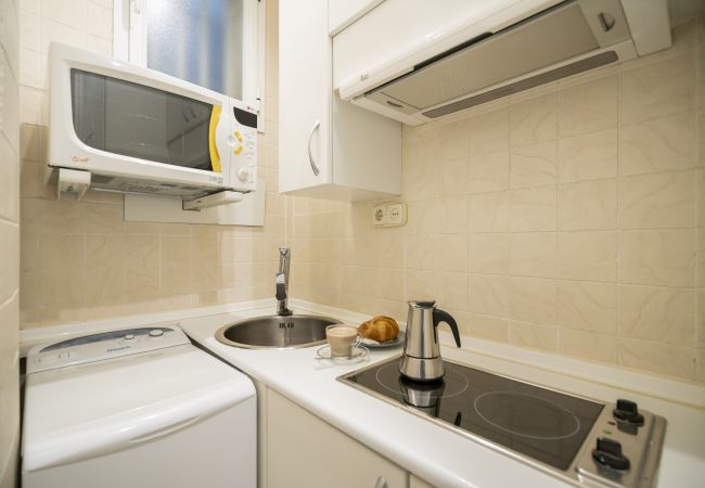 Apartamento em Madrid - Apartment Madrid Downtown Bilbao-Fuencarral Temporal Apartamento em Madrid - Apartment Madrid Downtown Bilbao-Fuencarral Temporal
