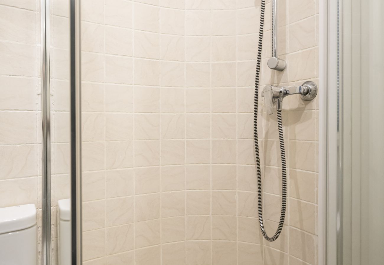 Apartamento em Madrid - Apartment Madrid Downtown Bilbao-Fuencarral Temporal Apartamento em Madrid - Apartment Madrid Downtown Bilbao-Fuencarral Temporal