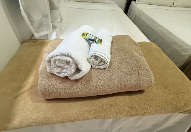 Quarto em Angra dos Reis - Suítes com Vista para o Mar no Marinas S4 Quarto em Angra dos Reis - Suítes com Vista para o Mar no Marinas S4