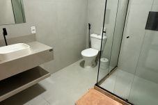 Quarto em Angra dos Reis - Suítes com Vista para o Mar no Marinas S4