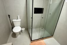 Quarto em Angra dos Reis - Suítes com Vista para o Mar no Marinas S4