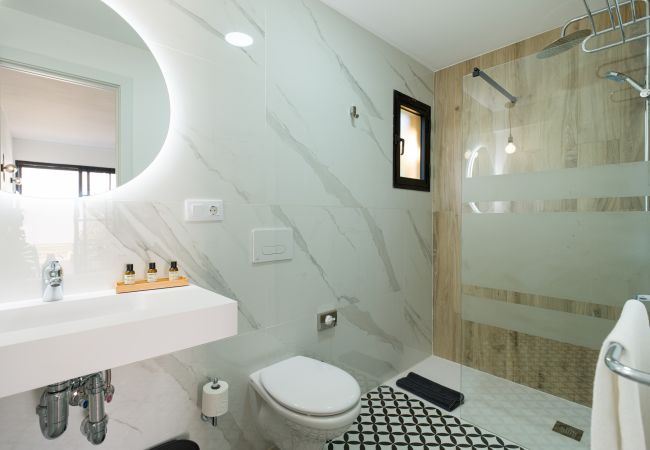 Apartamento em Corralejo - Moderno Apartamento. Piscina y terraza. A pie de playa en Corralejo -Home For Guest Apartamento em Corralejo - Moderno Apartamento. Piscina y terraza. A pie de playa en Corralejo -Home For Guest