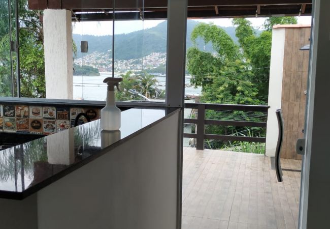 Casa em Angra dos Reis - Flat com vista para o Mar no Marinas IV Casa em Angra dos Reis - Flat com vista para o Mar no Marinas IV