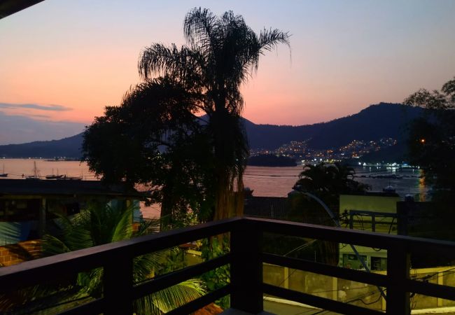 Casa em Angra dos Reis - Flat com vista para o Mar no Marinas IV Casa em Angra dos Reis - Flat com vista para o Mar no Marinas IV