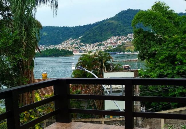 Casa em Angra dos Reis - Flat com vista para o Mar no Marinas IV Casa em Angra dos Reis - Flat com vista para o Mar no Marinas IV