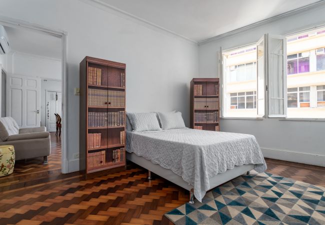 Apartamento em Rio de Janeiro - Vista para o mar, 50 metros da praia | BI701 Apartamento em Rio de Janeiro - Vista para o mar, 50 metros da praia | BI701