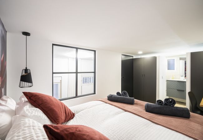 Apartamento em Madrid - Nuevo Dúplex -  Centro Chamberí - 2 dorm - 2 baños. Temporal Apartamento em Madrid - Nuevo Dúplex -  Centro Chamberí - 2 dorm - 2 baños. Temporal
