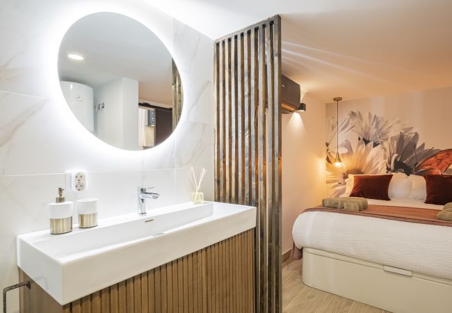 Apartamento em Madrid - Nuevo Dúplex -  Centro Chamberí - 2 dorm - 2 baños. Temporal Apartamento em Madrid - Nuevo Dúplex -  Centro Chamberí - 2 dorm - 2 baños. Temporal