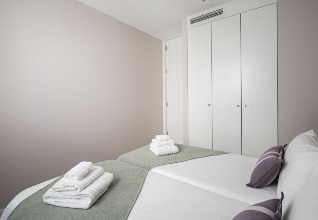 Apartamento em Madrid - PALACIO REAL - MADRID, 2HH, 2 BAÑOS, 6 PAX  Apartamento em Madrid - PALACIO REAL - MADRID, 2HH, 2 BAÑOS, 6 PAX