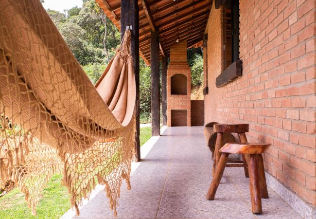 Apartamento em Conceição da Ibitipoca - NOVO: Aconchegante chalé em Lima Duarte/MG Apartamento em Conceição da Ibitipoca - NOVO: Aconchegante chalé em Lima Duarte/MG