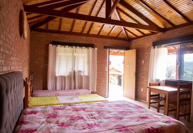 Apartamento em Conceição da Ibitipoca - NOVO: Aconchegante chalé em Lima Duarte/MG Apartamento em Conceição da Ibitipoca - NOVO: Aconchegante chalé em Lima Duarte/MG