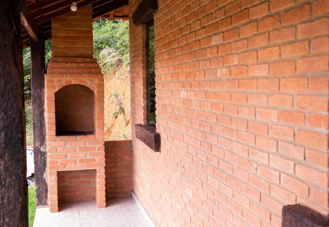 Apartamento em Conceição da Ibitipoca - NOVO: Aconchegante chalé em Lima Duarte/MG Apartamento em Conceição da Ibitipoca - NOVO: Aconchegante chalé em Lima Duarte/MG