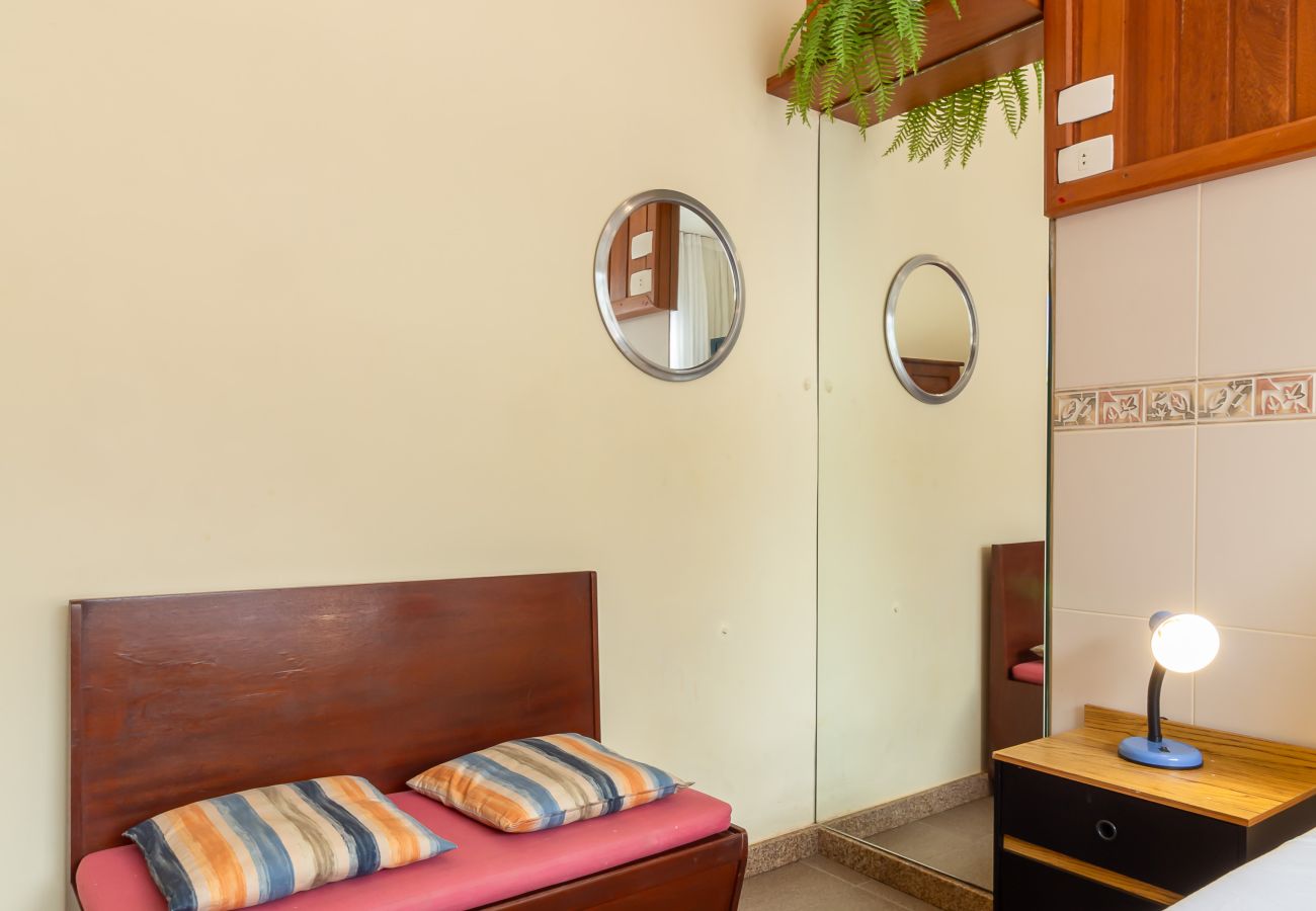 Apartamento em Rio de Janeiro - 5 minutos da praia de Copacabana | STC905 Apartamento em Rio de Janeiro - 5 minutos da praia de Copacabana | STC905