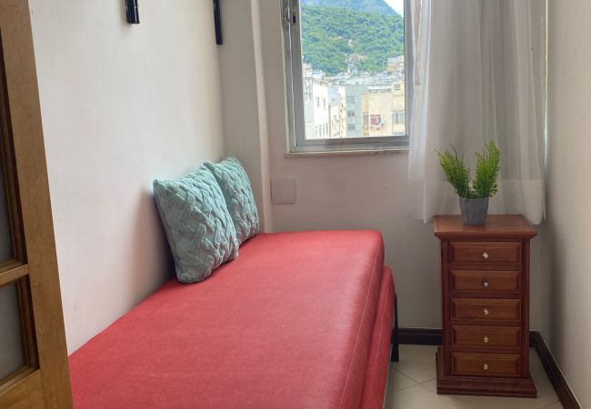 Apartamento em Rio de Janeiro - 4 minutos da praia de Copacabana | NSC1104 Apartamento em Rio de Janeiro - 4 minutos da praia de Copacabana | NSC1104