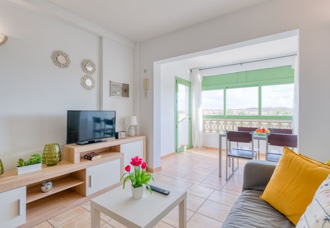 Apartamento em Antigua - Fuerteventura - HomeForGuest Amplio apartamento con terraza y piscina Apartamento em Antigua - Fuerteventura - HomeForGuest Amplio apartamento con terraza y piscina