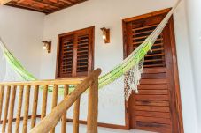 Apartamento em Fortim - Flat confortável na Praia Pontal de Maceió/CE