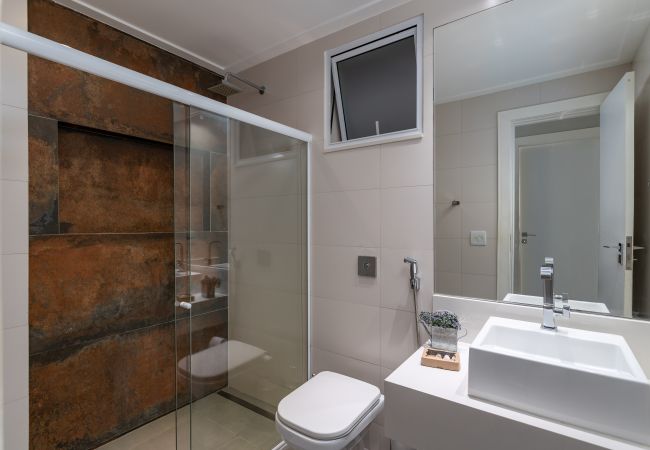 Apartamento em Rio de Janeiro - Moderno em Ipanema | Ótimo para famílias | RE406 Z2 Apartamento em Rio de Janeiro - Moderno em Ipanema | Ótimo para famílias | RE406 Z2