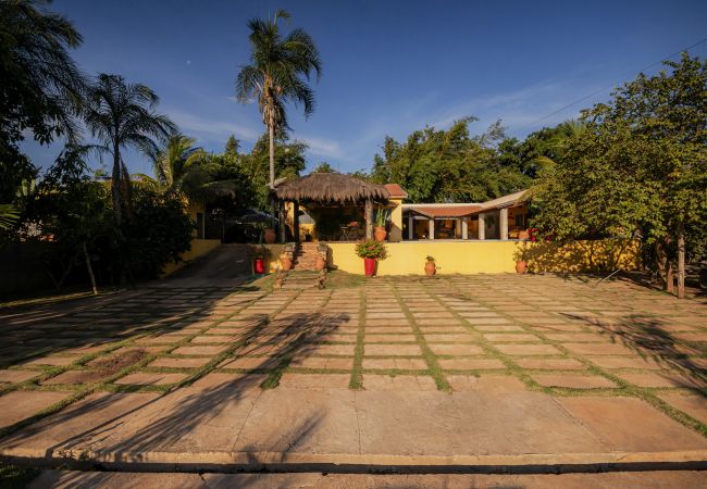 Casa de Campo em Coxim - Pesqueiro - rancho com lazer completo em Coxim/MS Casa de Campo em Coxim - Pesqueiro - rancho com lazer completo em Coxim/MS