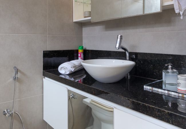 Apartamento em Rio de Janeiro - NS802| Apto charmoso a 2 quadras da praia de Copa Apartamento em Rio de Janeiro - NS802| Apto charmoso a 2 quadras da praia de Copa