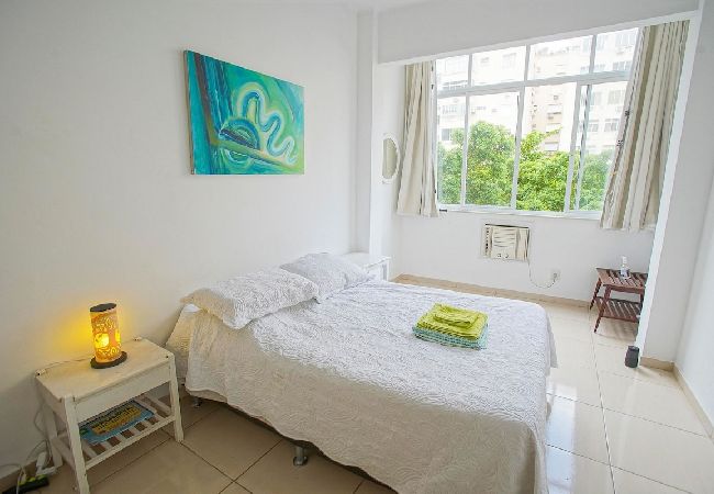 Apartamento em Rio de Janeiro - PLA618| Studio na quadra da praia de Copacabana Apartamento em Rio de Janeiro - PLA618| Studio na quadra da praia de Copacabana