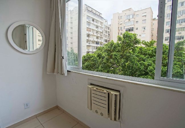 Apartamento em Rio de Janeiro - PLA618| Studio na quadra da praia de Copacabana Apartamento em Rio de Janeiro - PLA618| Studio na quadra da praia de Copacabana