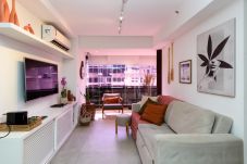 Apart-hotel em Rio de Janeiro - MAR504| Flat luxuoso no Leblon 2 minutos da praia