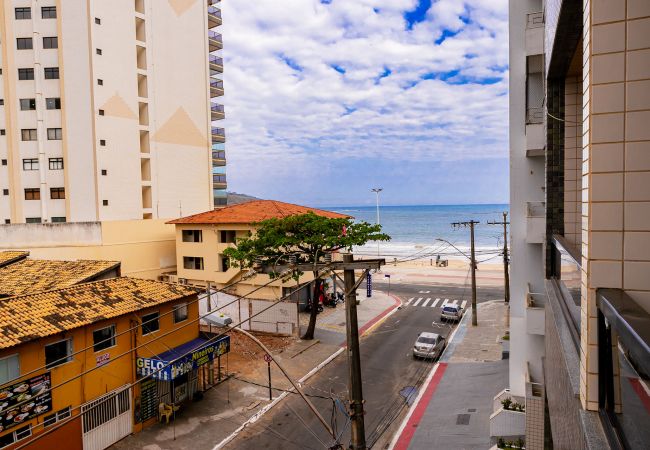 Apartamento em Guarapari - Apto com Wi-Fi a 1 min do mar na Praia do Morro/ES