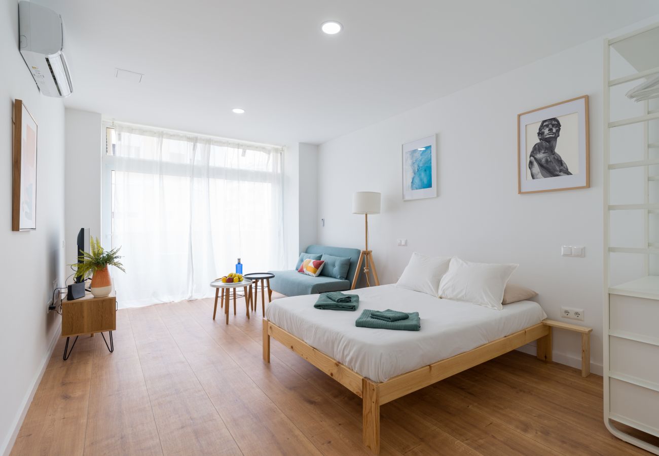 Estúdio em Las Palmas de Gran Canaria - HomeForGuest Estudio Brisa Canteras con terraza Estúdio em Las Palmas de Gran Canaria - HomeForGuest Estudio Brisa Canteras con terraza