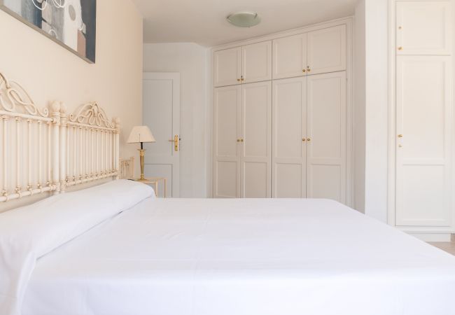 Apartamento em Adeje - HomeForGuest APARTAMENTO CON PISCIN A A 50M DEL MAR EN LA CALETA  Apartamento em Adeje - HomeForGuest APARTAMENTO CON PISCIN A A 50M DEL MAR EN LA CALETA