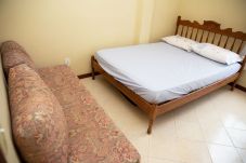 Apartamento em Vila Velha - Apto agradável a 600m a pé do mar, em Itapuã/ES
