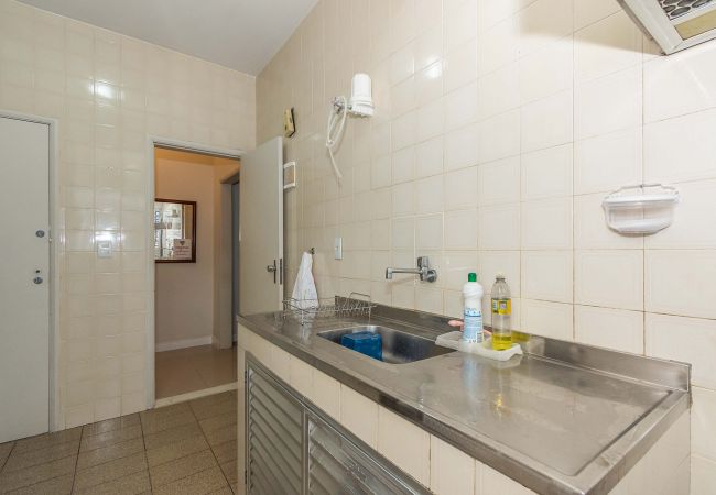 Apartamento em Rio de Janeiro - Apto com WiFi e ótima localização, Laranjeiras/RJ Apartamento em Rio de Janeiro - Apto com WiFi e ótima localização, Laranjeiras/RJ