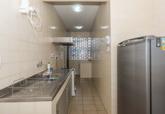 Apartamento em Rio de Janeiro - Apto com WiFi e ótima localização, Laranjeiras/RJ Apartamento em Rio de Janeiro - Apto com WiFi e ótima localização, Laranjeiras/RJ