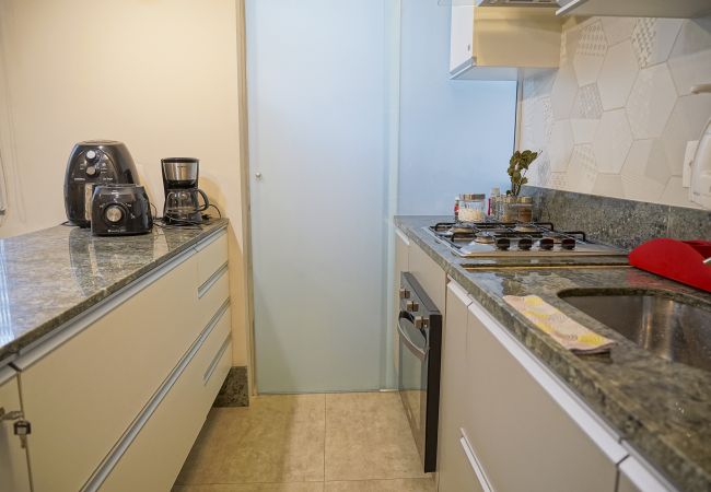 Apartamento em Rio de Janeiro - SCL206| Quarto e sala moderno em Botafogo Apartamento em Rio de Janeiro - SCL206| Quarto e sala moderno em Botafogo