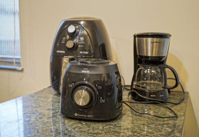 Apartamento em Rio de Janeiro - SCL206| Quarto e sala moderno em Botafogo Apartamento em Rio de Janeiro - SCL206| Quarto e sala moderno em Botafogo