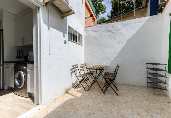 Chalé em Madrid - Chalet Ciudad Lineal 3HH M (MIS57) Chalé em Madrid - Chalet Ciudad Lineal 3HH M (MIS57)