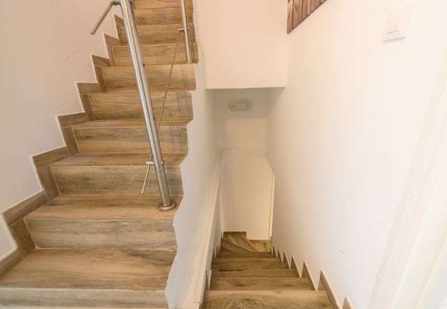 Chalé em Madrid - Chalet Ciudad Lineal 3HH M (MIS57) Chalé em Madrid - Chalet Ciudad Lineal 3HH M (MIS57)