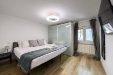 Chalé em Madrid - Chalet Ciudad Lineal 3HH M (MIS57)