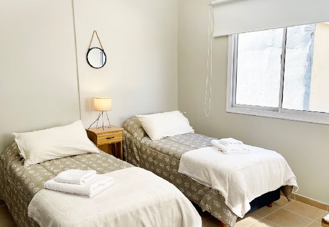 Casa em Mendoza - 10 dormitorios en Suite. Excelente ubicación Casa em Mendoza - 10 dormitorios en Suite. Excelente ubicación