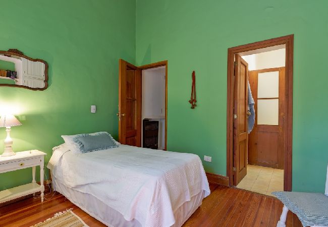 Casa em Luján de Cuyo - Tradicional Casona de época, con desayuno Casa em Luján de Cuyo - Tradicional Casona de época, con desayuno