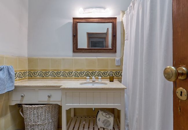 Casa em Luján de Cuyo - Tradicional Casona de época, con desayuno Casa em Luján de Cuyo - Tradicional Casona de época, con desayuno