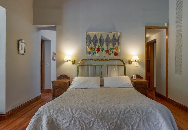 Casa em Luján de Cuyo - Tradicional Casona de época, con desayuno Casa em Luján de Cuyo - Tradicional Casona de época, con desayuno