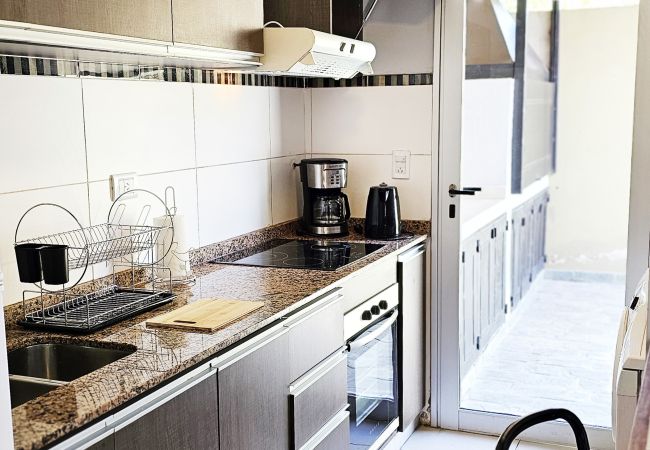 Casa em Luján de Cuyo - Moderno y amplio en complejo privado, con cochera Casa em Luján de Cuyo - Moderno y amplio en complejo privado, con cochera