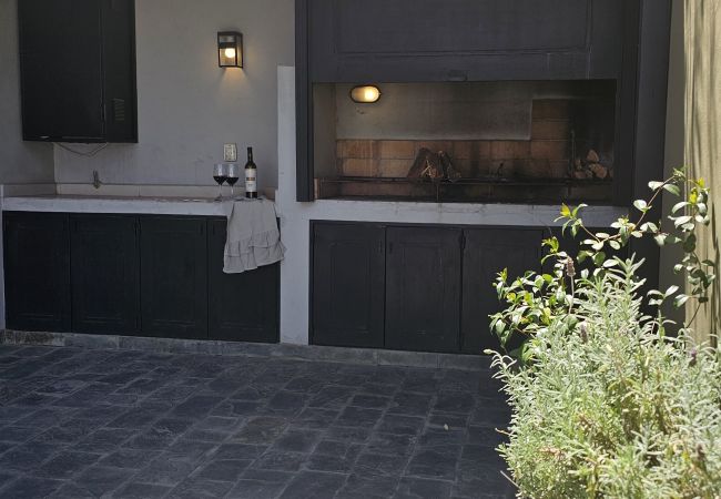 Casa em Luján de Cuyo - Moderno y amplio en complejo privado, con cochera Casa em Luján de Cuyo - Moderno y amplio en complejo privado, con cochera