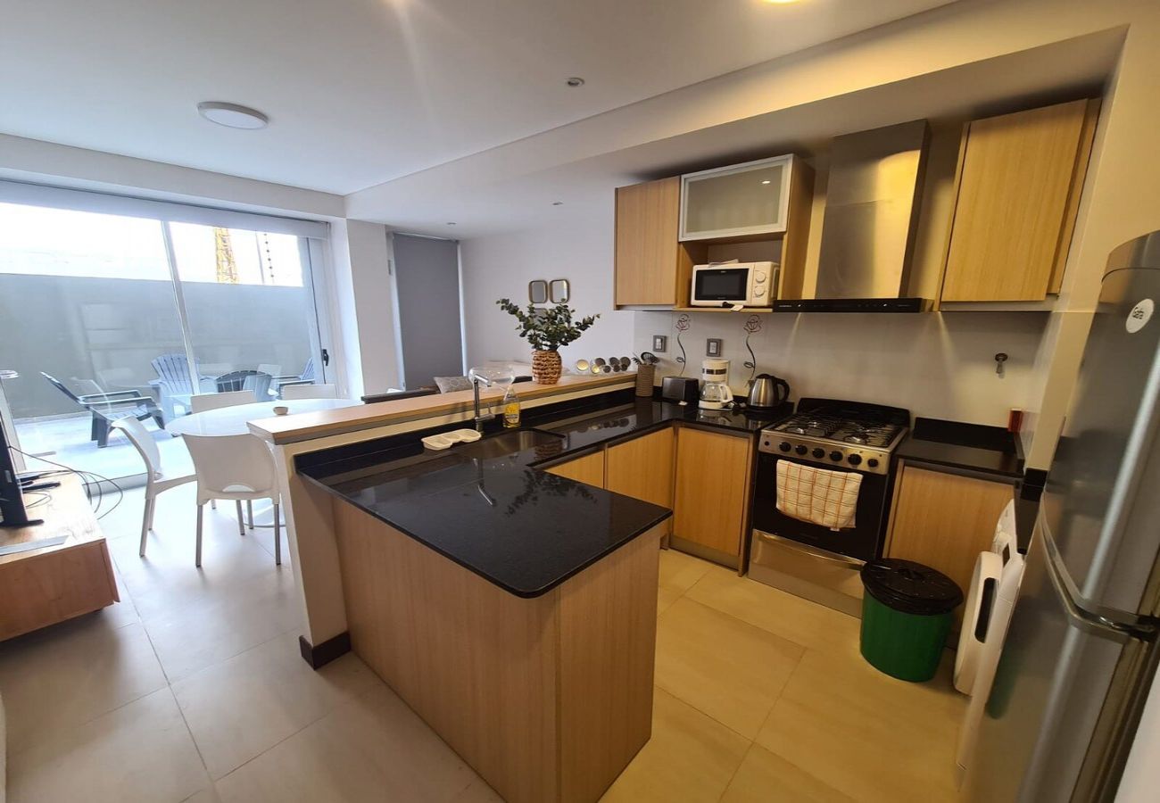 Apartamento em Mendoza -  Moderno departamento con cochera y seguridad! 4p