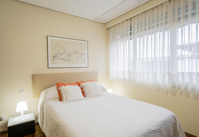 Apartamento em Madrid - Apartamento Centro Negocios Castellana M (MDM32) Apartamento em Madrid - Apartamento Centro Negocios Castellana M (MDM32)