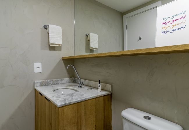 Apartamento em São Paulo - SA1342 - Apto 2 Suites Vila Nova Conceição Apartamento em São Paulo - SA1342 - Apto 2 Suites Vila Nova Conceição