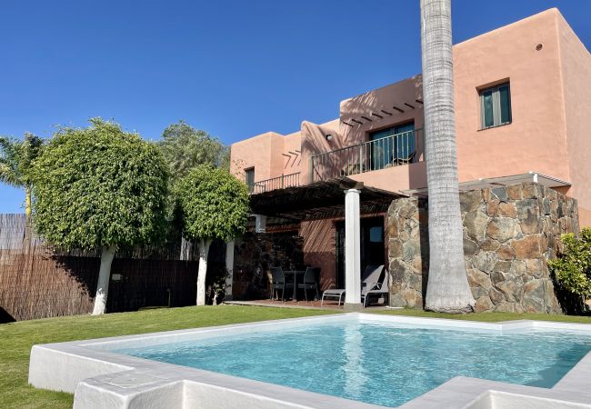 Vila em San Bartolomé de Tirajana - Villa Over the 5th Green