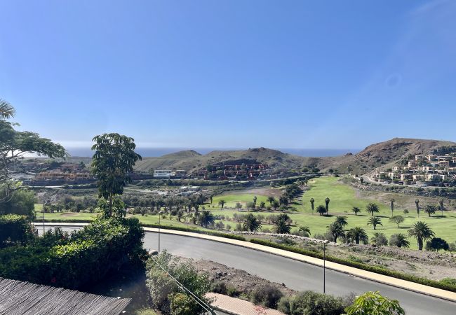 Villa em San Bartolomé de Tirajana - HomeForGuest Villa en Salobre con magníficas vistas al Campo de Golf Villa em San Bartolomé de Tirajana - HomeForGuest Villa en Salobre con magníficas vistas al Campo de Golf