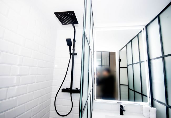 Apartamento em Madrid - Apartamento con Encanto en Malasaña MIN24 Apartamento em Madrid - Apartamento con Encanto en Malasaña MIN24